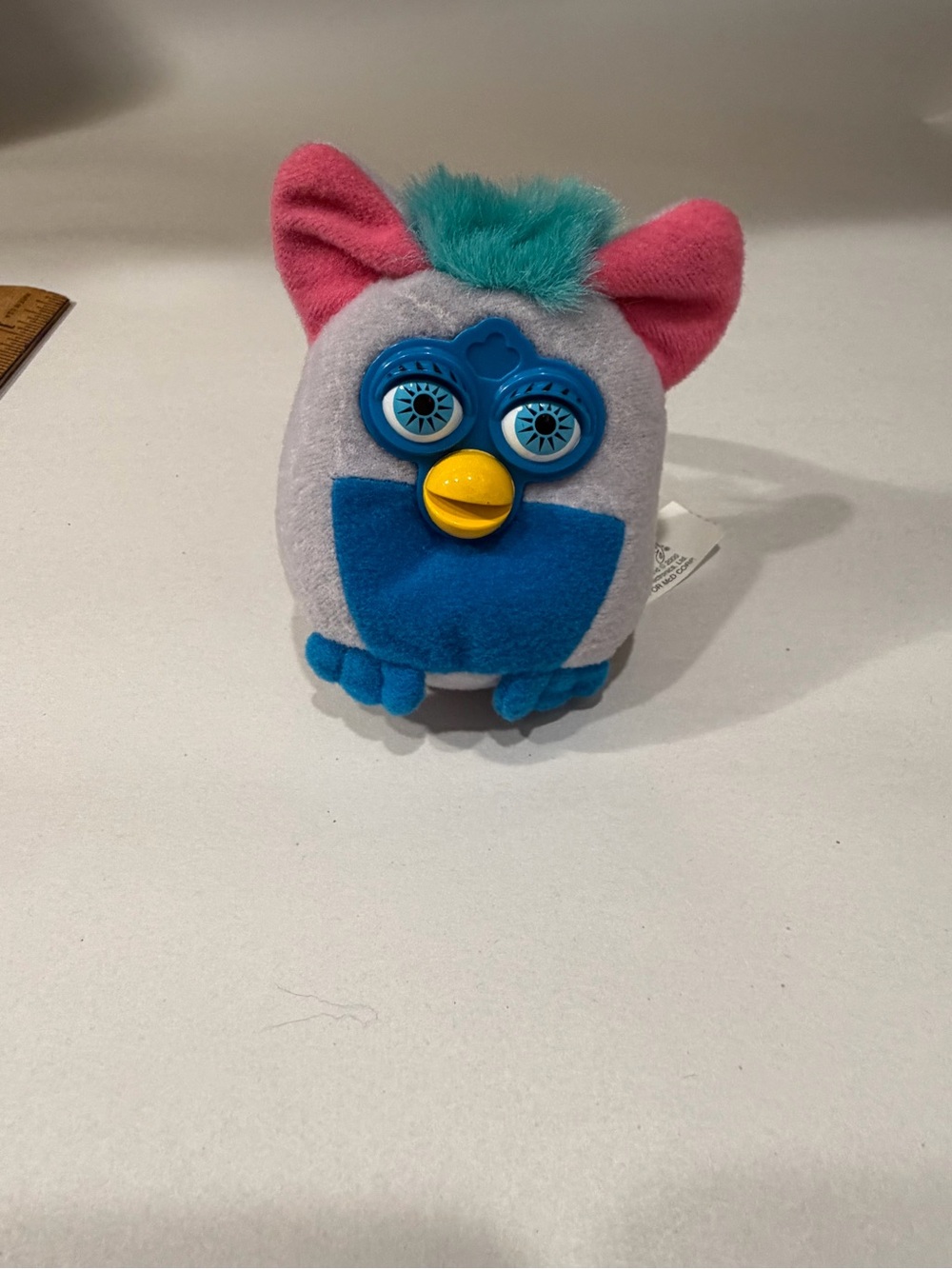 McDonalds Happy Meal Furby Toy Keychain Clip PlushVintage 2000